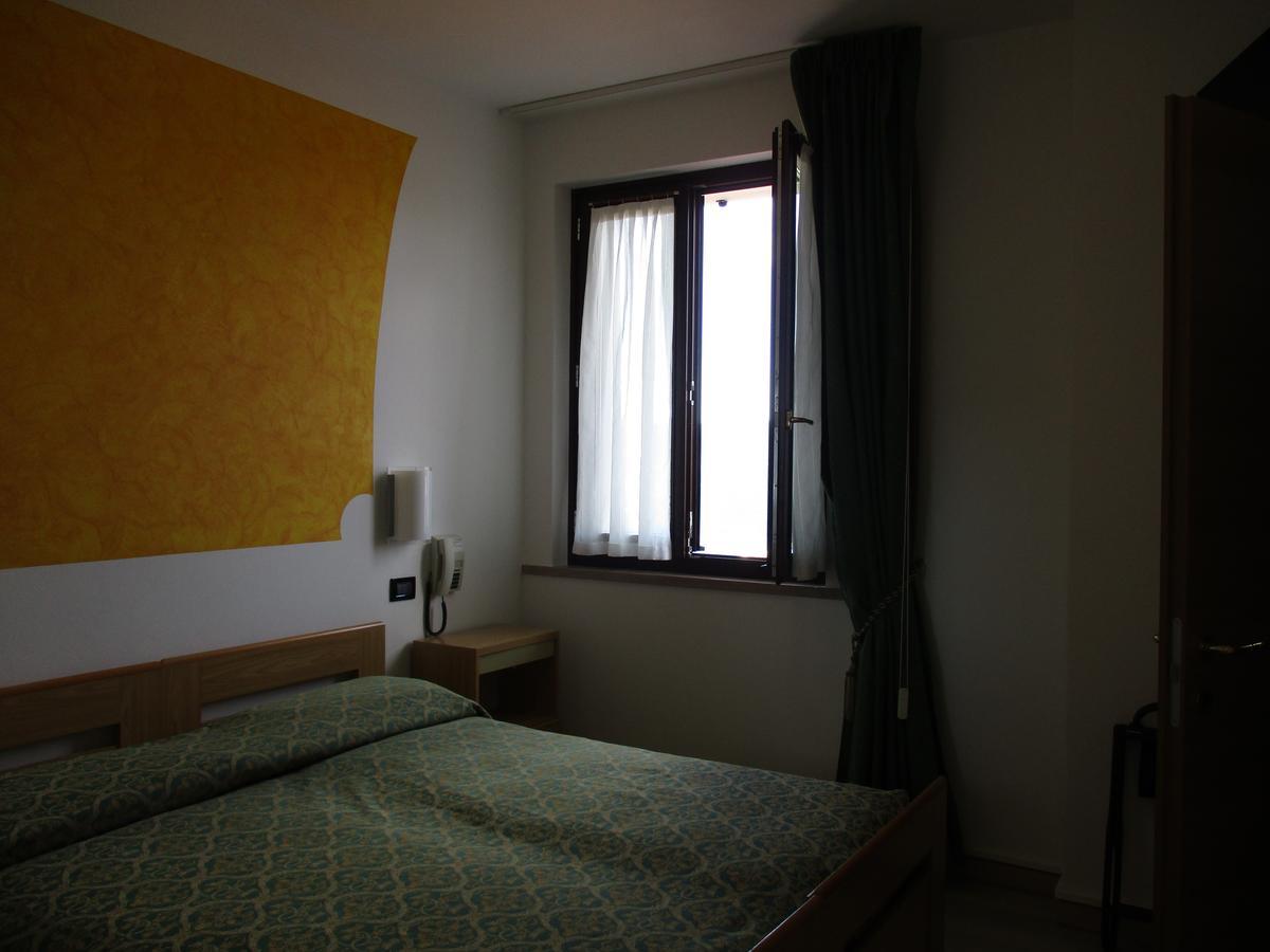 Hotel San Remo 圣奇诺·迪·蒙塔尼亚 外观 照片